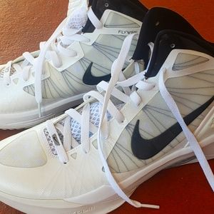 Nike Zoom Flywire Hyperdunk White Basketball Shoes Mens Size 11